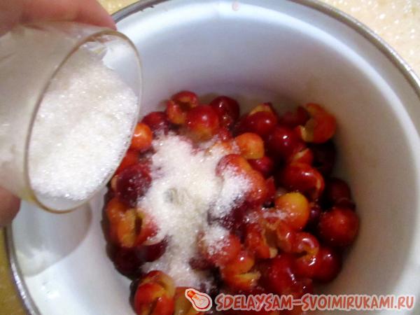 черешневый холодный суп