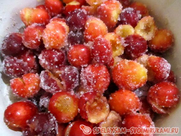 черешневый холодный суп