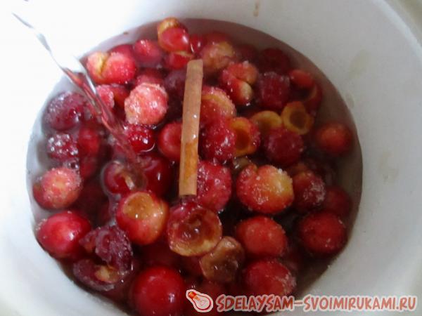 черешневый холодный суп