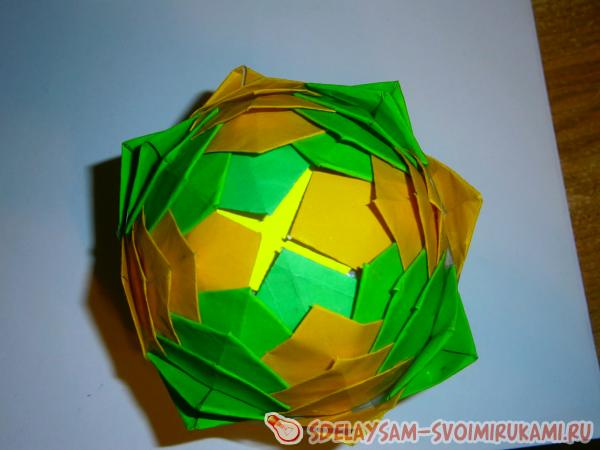 формируем квадратные лепестки