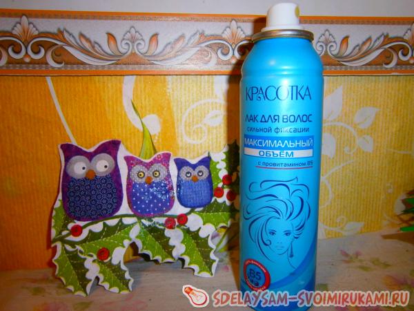 лаком для волос