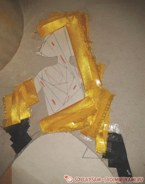 полоски ткани женщины