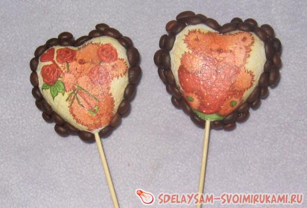 приклеим зерна по контуру