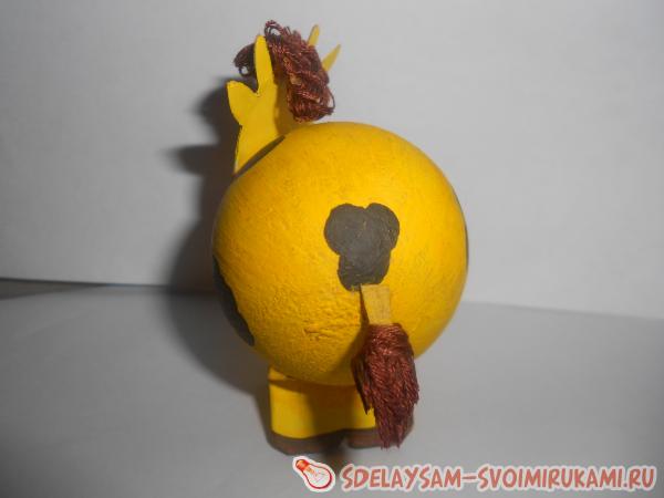 Веселая коровка