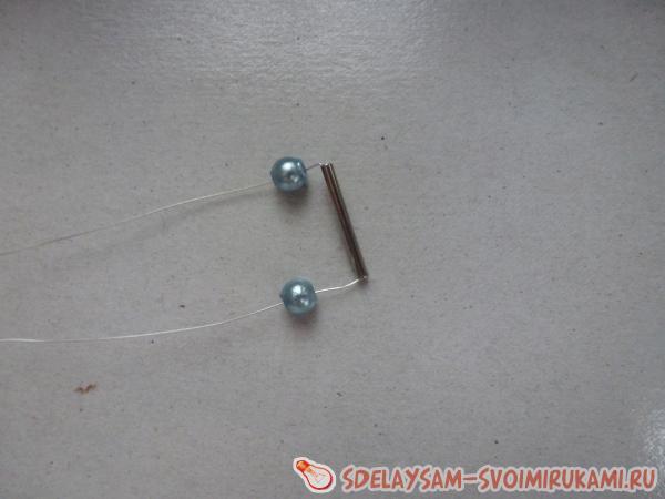 нанизываем по одной бусине