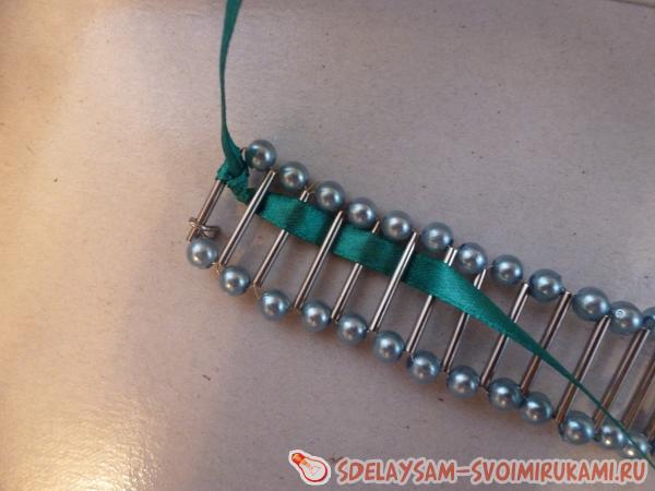 Начинаем оплетать лентой