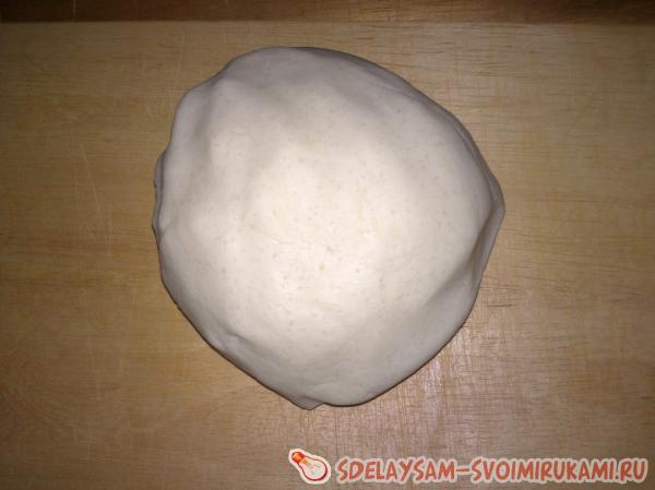 замесите тесто