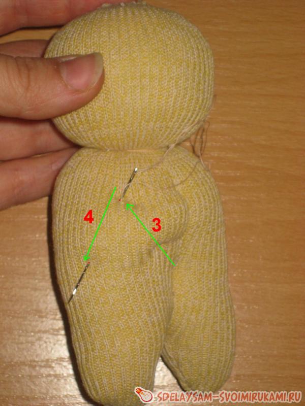 Закрепляем нитку и шьем по схеме