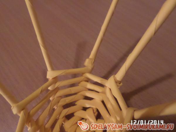 Закрепляем клеем