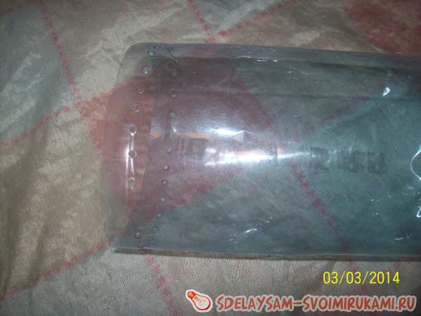 делаем отверстия