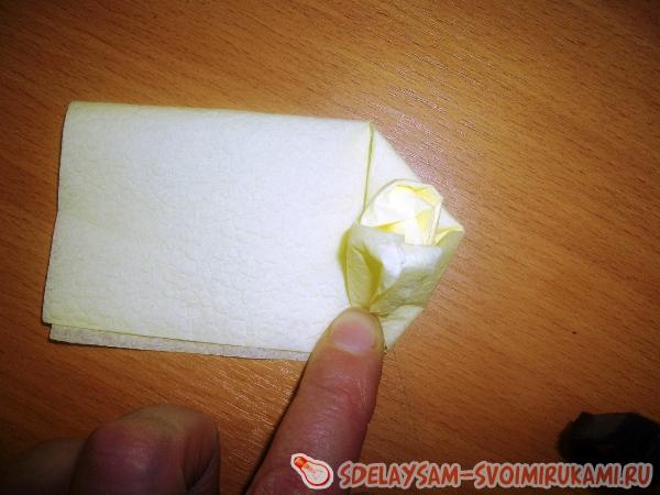 топиарий из журнальных трубочек