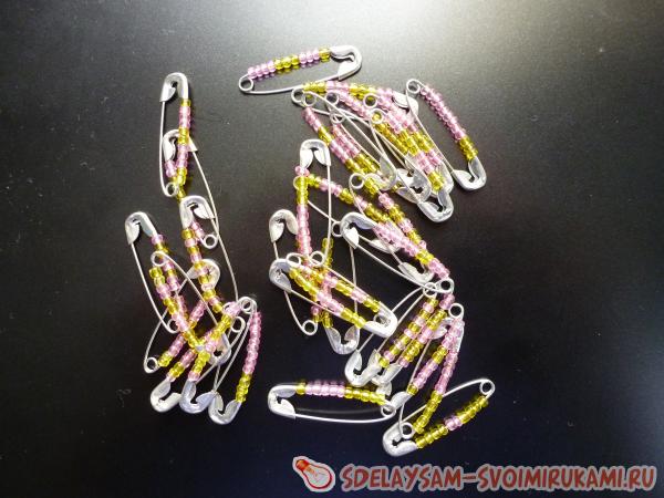 булавки с бисером