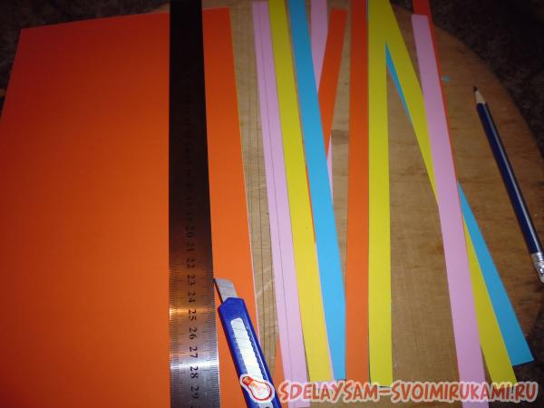 Полоски бумаги нарезаем