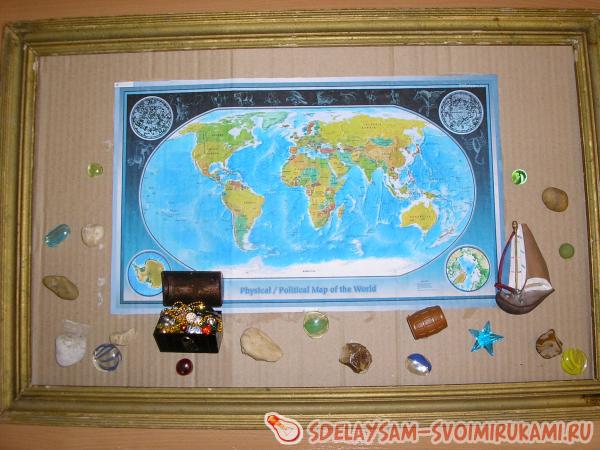 приклеиваем крупные фигурки