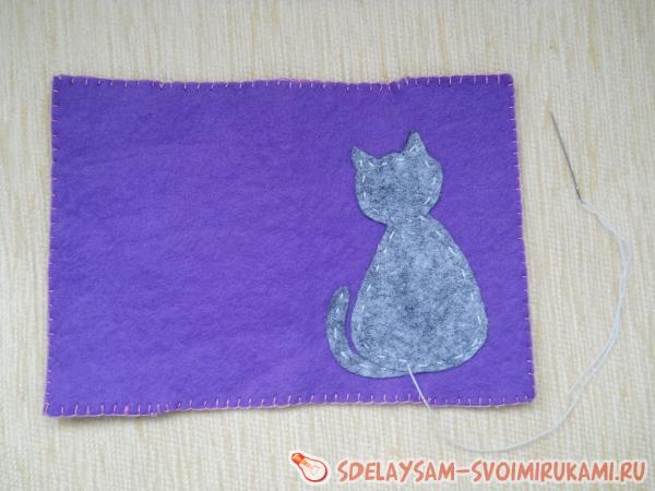 Чехол на паспорт из фетровой ткани