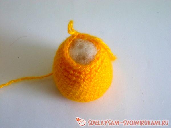 Пасхальная курочка с яйцами