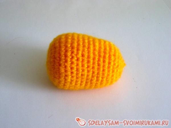 Пасхальная курочка с яйцами