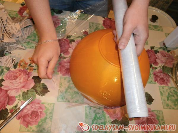 выстелить полиэтиленом