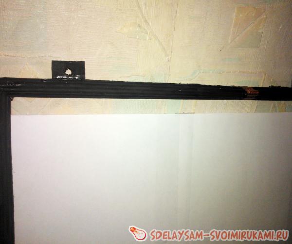 Рама из газетных трубочек