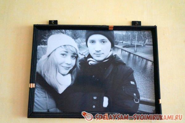 Рама из газетных трубочек