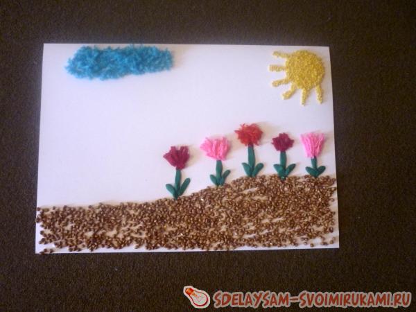 Поделка из кусочков пряжи