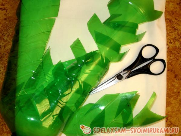 разрезаем бутылку