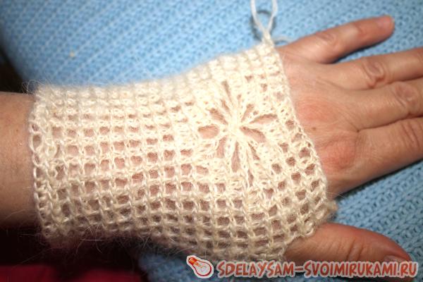 Ажурные перчатки