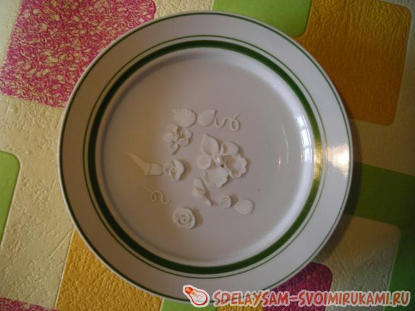 сделать изделие из полимерной глины