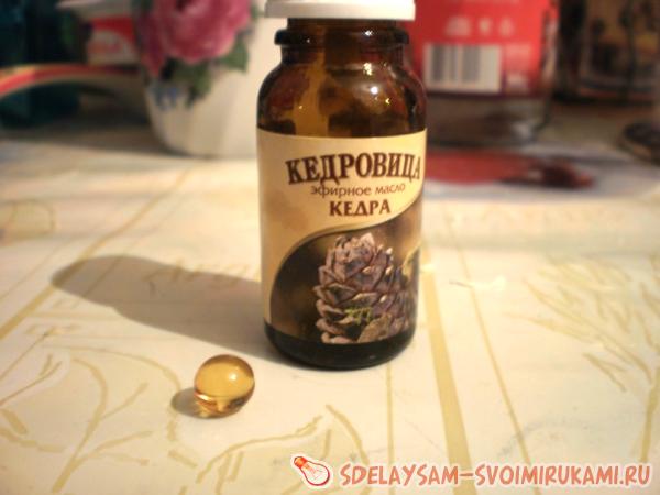 несколько капель эфирного масла