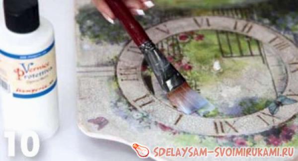 Декупаж настенных часов