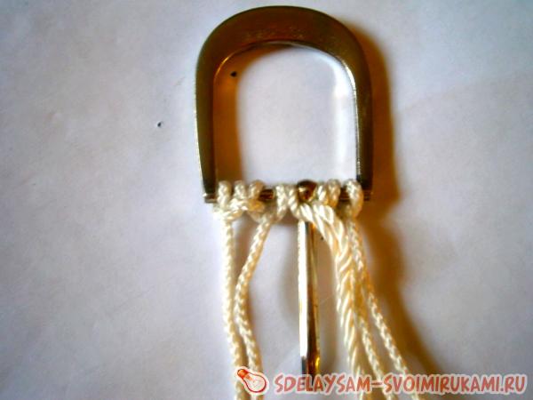 Пояс макраме с бусинками