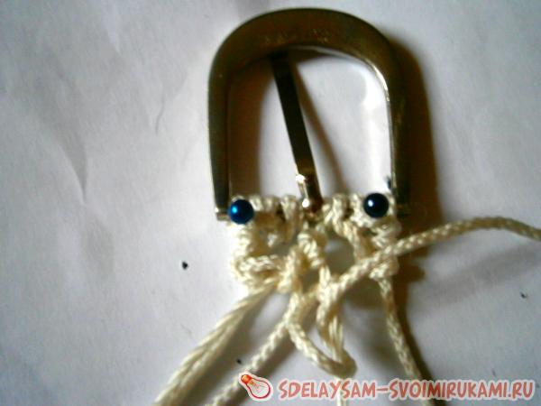 Пояс макраме с бусинками