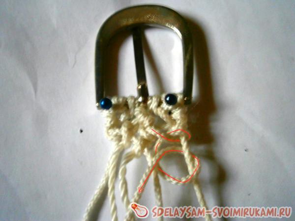 Пояс макраме с бусинками