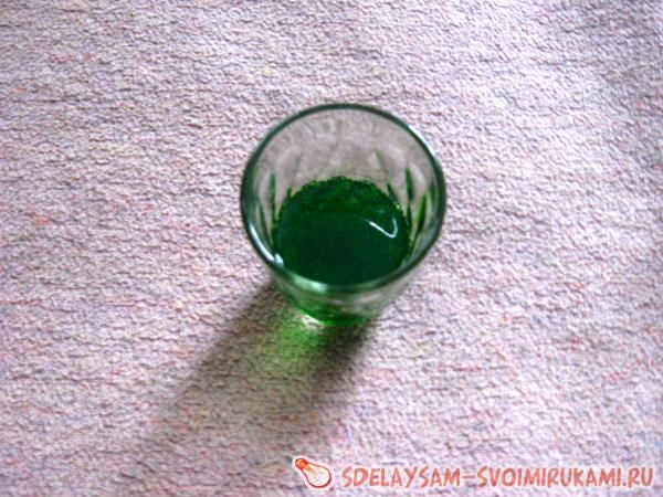 добавляем краситель