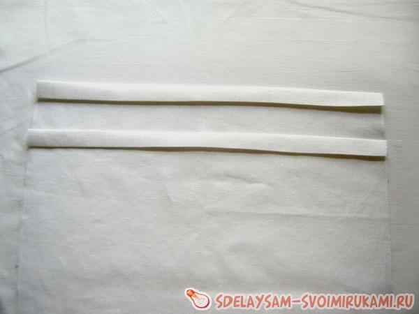 Обрабатываем заднюю деталь чехла