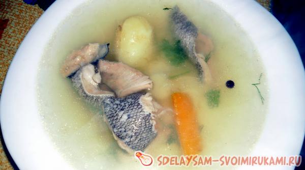 уха из форели