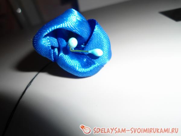 цветок из ленты