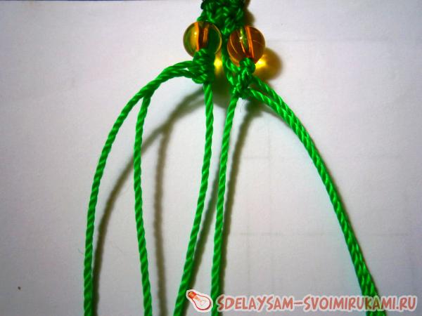 Нанизываем бусинку