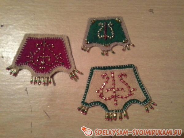 брелок в якутском стиле