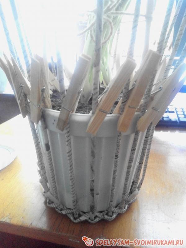 плетем по горшку