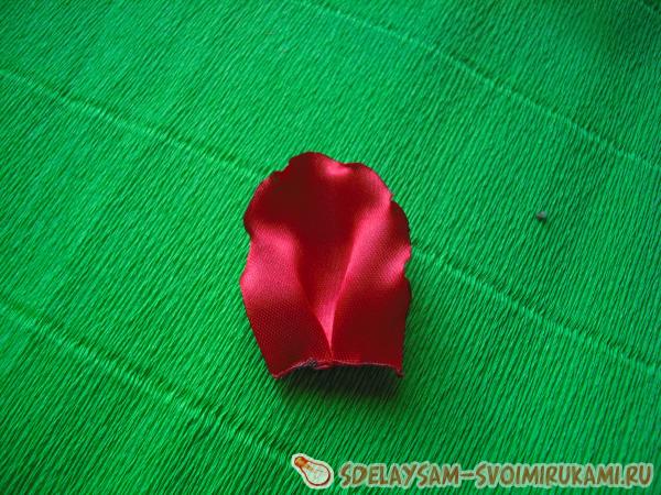 закрепляю сделанную складку