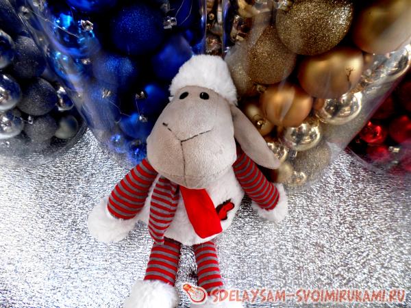 Новогодний декор своими руками