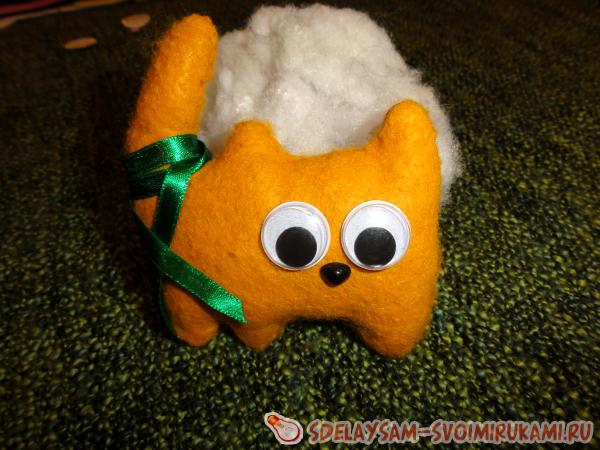 Cувенир кот из фетра