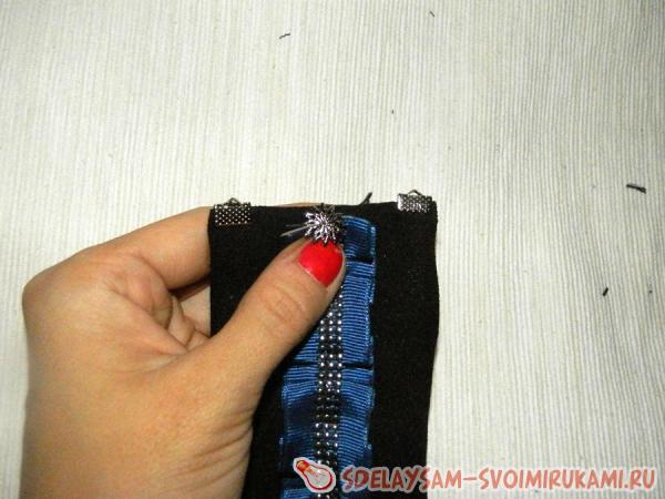 пришиваем по одному обнимателю