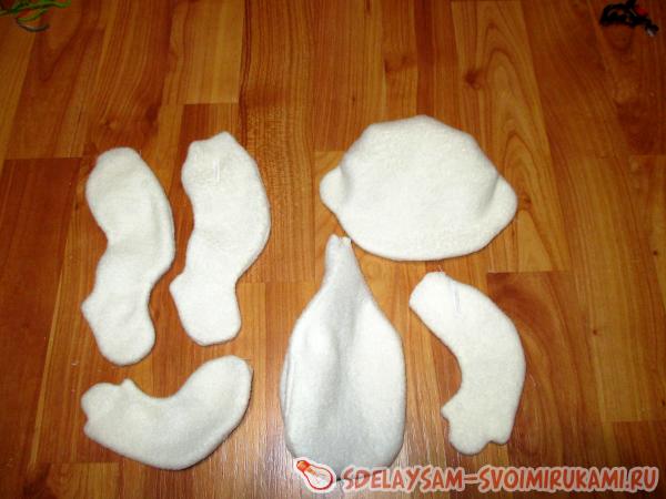 сделайте насечки по контурам