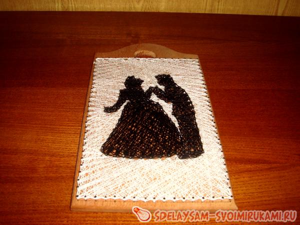 включается черная нить