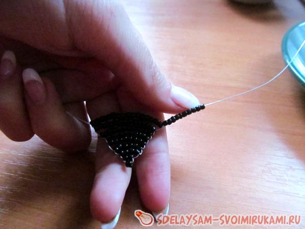 Начнем с формирования лепестков