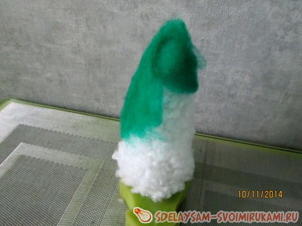 обмотаем зелной шерстью