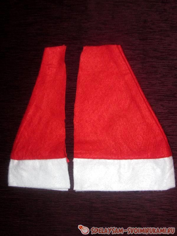 По объему бутылки отрезаем лишнюю часть