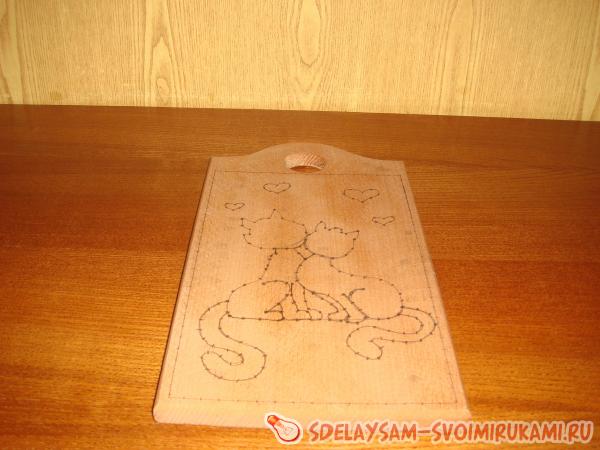 Картина из нитей и гвоздей